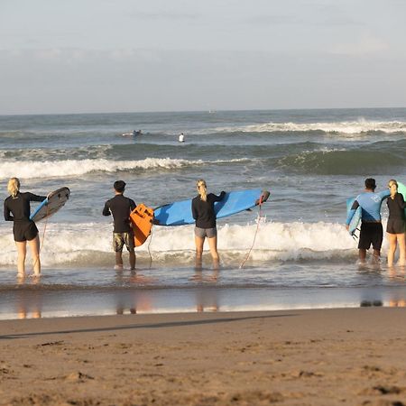 Zentiga Surf Hostel Canggu Εξωτερικό φωτογραφία