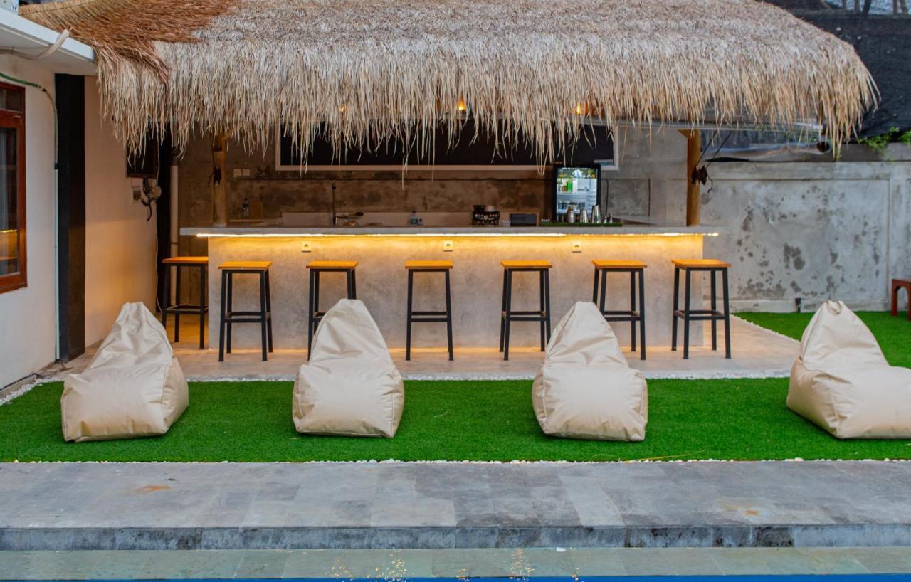 Zentiga Surf Hostel Canggu Εξωτερικό φωτογραφία