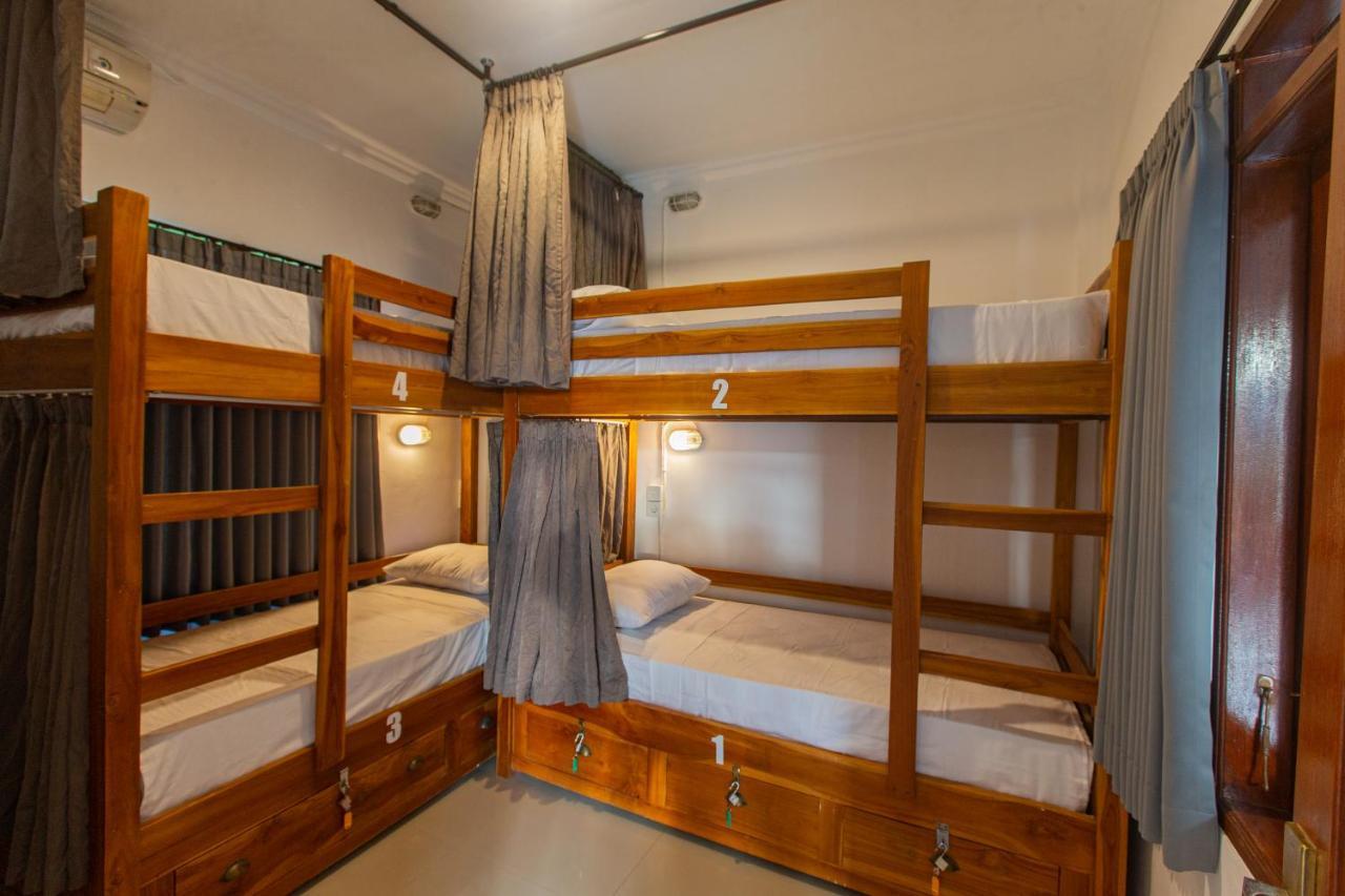 Zentiga Surf Hostel Canggu Εξωτερικό φωτογραφία