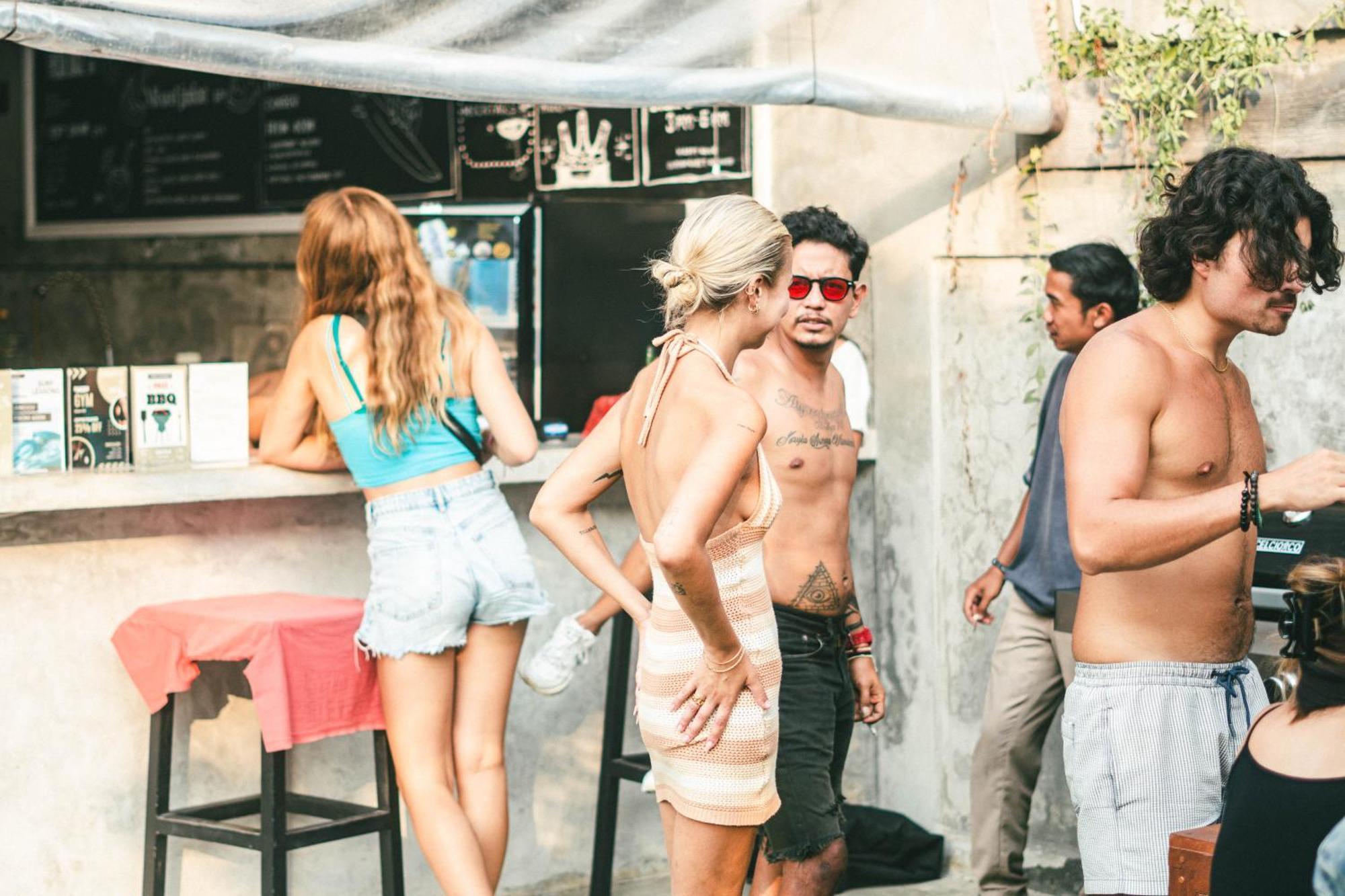 Zentiga Surf Hostel Canggu Εξωτερικό φωτογραφία